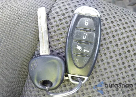 2012 Hyundai Elantra Touring Gls from USA, damaged, VIN KMHDC8AE0CU137160